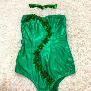 Women’s Poison Ivy Halloween Costume - Size Small